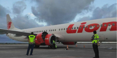 Mesin Rusak, Lion Air Rute Lombok-Surabaya Mendarat Darurat