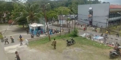 Beredar Video Hujan Tembakan di Universitas Cenderawasih Papua, Sejumlah Orang Berhamburan