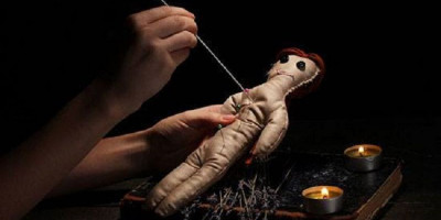 Boneka Voodoo Itu Membunuhku