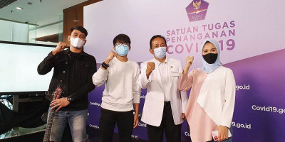 Selama Pandemi Personel Laoneis Tetap Berkreasi di Studio