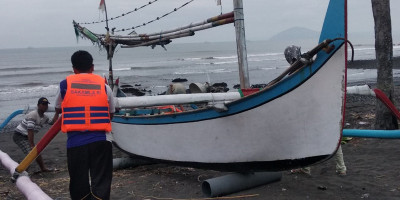 Calon Rapala Bakamla Selamatkan Korban Tenggelam di Perairan Beach Klatak