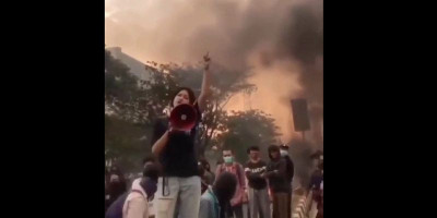 Masih Viral, Orasi Pancasalah Mahasiswi Singgung Investor Hingga Diktator 