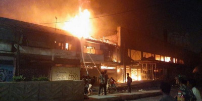 Anarkis, Demonstran Bakar Bioskop dan Ruko