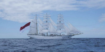 KRI Bima Suci Kembali Arungi Samudra Menuju 0 Kilometer NKRI