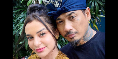 Nora Janji Menjaga Jerinx Lebih Ketat