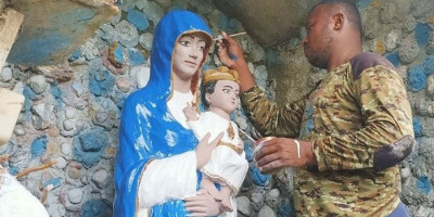 Pak Tentara Bantu Rehap Wisata Rohani Goa Maria dan Patung ST Benediktus Abbas 
