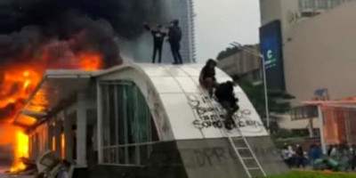 Pelaku Pembakaran Halte Transjakarta dan Pos Polisi Ditahan, Ada 20 Orang 