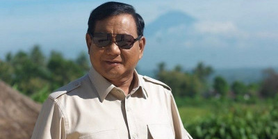 Menhan Prabowo Diingatkan, Jangan Beli Alutsista Bekas