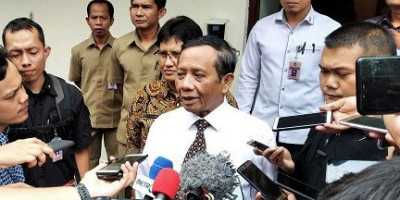 Pesan Mahfud MD Bagi yang Ingin Demo Setahun Jokowi-Ma'ruf: Waspadai Penyusup