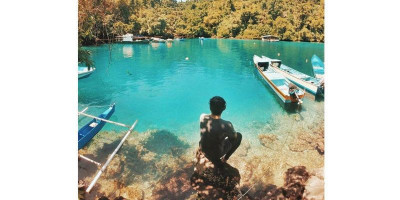 Eksotisme Cermin Alami di Pantai Sulamadaha   