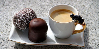 Cara Bikin Hot Chocolate Bombs yang Lagi Viral