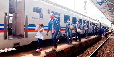 Libur Panjang, 30 Ribu Penumpang Kereta Tinggalkan Jakarta