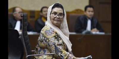 Bebas Murni, Siti Fadilah Supari Tinggalkan Rutan Pondok Bambu  