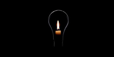 Gardu PLN di Jaksel Meledak, Listrik Sebagian Jakarta Mati Total