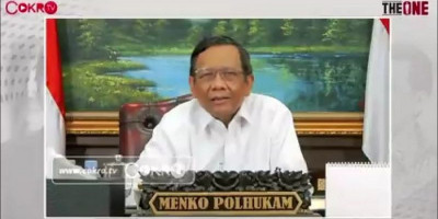 Bandingkan dengan Ayatollah Khomeini, Mahfud MD Sebut Pengikut Habib Rizieq Tidak Banyak
