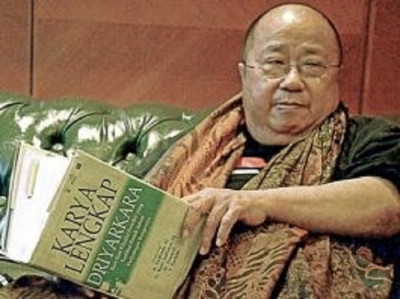 Evolusi Arti Kata Makar