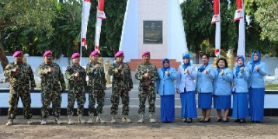 Lacak Jejak Korps Marinir Di Batang