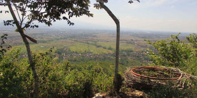 Wisata Anti Jomblo di Bukit Jodho 