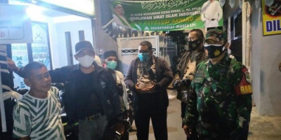 Malam Hari, Petugas Gabungan Ingin Tes Corona Habib Rizieq Tapi Ditolak