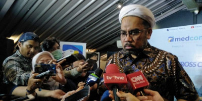 KPK Tangkap 17 Orang, Diduga Ada Nama Ali Mochtar Ngabalin dan Istri Edhy Probowo