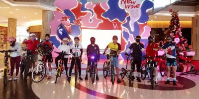 Hanya di Mal Ini, Pengunjungnya Bisa Bebas Bersepeda