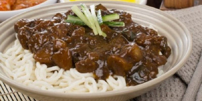 Ini Dia Resep Jajangmyeon, Mi yang Nikmat di Drama Korea