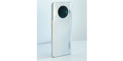 Flagship Terbaru Realme Hadir dengan Qualcomm Snapdragon 888 5G