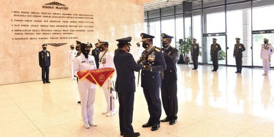Panglima TNI Sematkan Bintang Dharma kepada 10 Perwira Tinggi