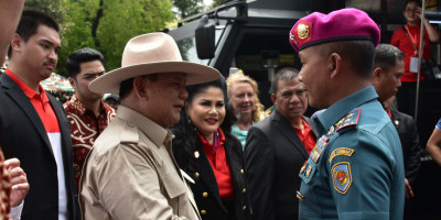 Dankormar Dampingi Panglima Tni dan Kepala Staf Angkatan Hadiri Pameran Industri Alpalhankam Dalam Negeri