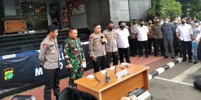4 Orang Diduga Pengikut Rizieq yang Serang Polisi Kabur 