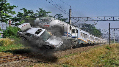 Mobil Patroli Disambar Kereta, Satu Anggota TNI dan 2 Polisi Meninggal Dunia