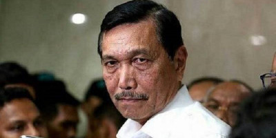 Luhut Keluarkan Kebijakan, Larang Kerumunan Natal dan Tahun Baru Mulai 18 Desember