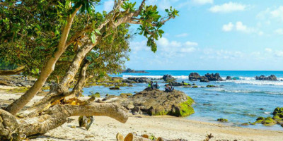 Berkunjung ke Pantai Ini, Anda Pasti Jatuh Cinta