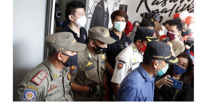 Satpol PP Bubarkan Acara Peresmian Kafe Milik Rizky Billar