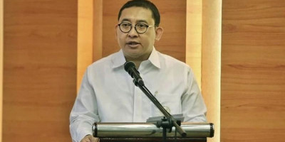 Pemerintah Larang FPI, Fadli Zon: Ini Pembunuhan Terhadap Demokrasi