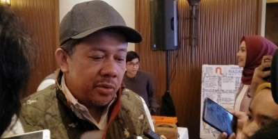 Pemerintah Bubarkan FPI, Fahri Hamzah Ingatkan Mahfud MD Dulu Kritik Kekuasaan yang Menyimpang