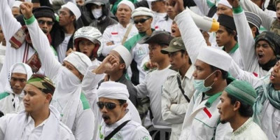 Front Pembela Islam Dilarang, Petingginya Deklarasi FPI Baru