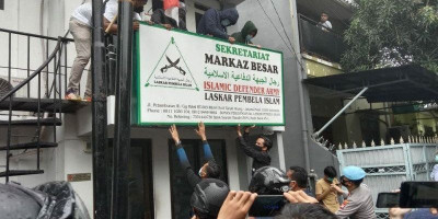 Maklumat Kapolri Tentang Larangan Kegiatan dan Atribut FPI