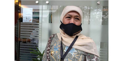 Bu Khofifah Positif Covid-19, Mohon Doa Agar Bisa Sembuh 