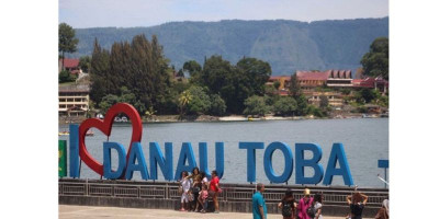 Dorong Potensi Wisata Danau Toba Lewat Event Olah Raga