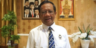 Video Mahfud MD Berjoget Tanpa Masker Viral, Ini Penjelasannya 
