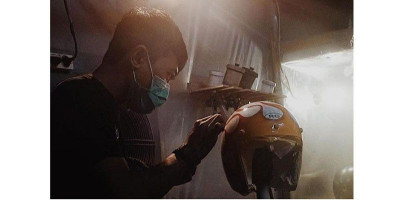 Helm Buatan Pemuda Sukabumi Laris Manis Hingga Mancanegara