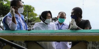 Gelandangan yang Ditemui Risma Disebut Hanya Drama, PDIP Bela Aksi Blusukan