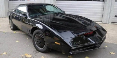  David Hasselhoff Lelang Mobil Legendaris KITT