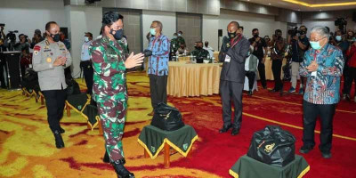 Kunjungan Pertama Panglima TNI dan Kapolri ke Papua di Tahun 2021