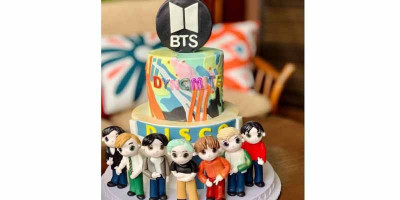 So Sweet, Vino Bastian Bikin Kue Bertema BTS Buat Sang Istri