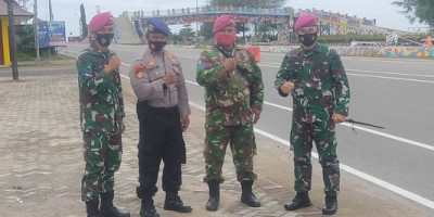 Danyonmarhanlan ll Kunjungi Posmat TNI AL Kota Pariaman