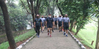 Jaga Kesehatan dan Daya Tahan Tubuh, Wadan Kormar Olah Raga Pagi di Tengah Pandemi Covid-19