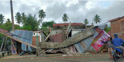 Mensos Bantu Logistik dan Santunan untuk Korban Gempa Sulbar 