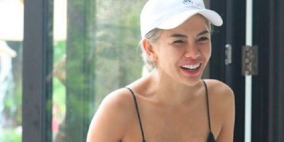 Kesal, Nikita Mirzani Minta Polisi Tangkap Mbak You 